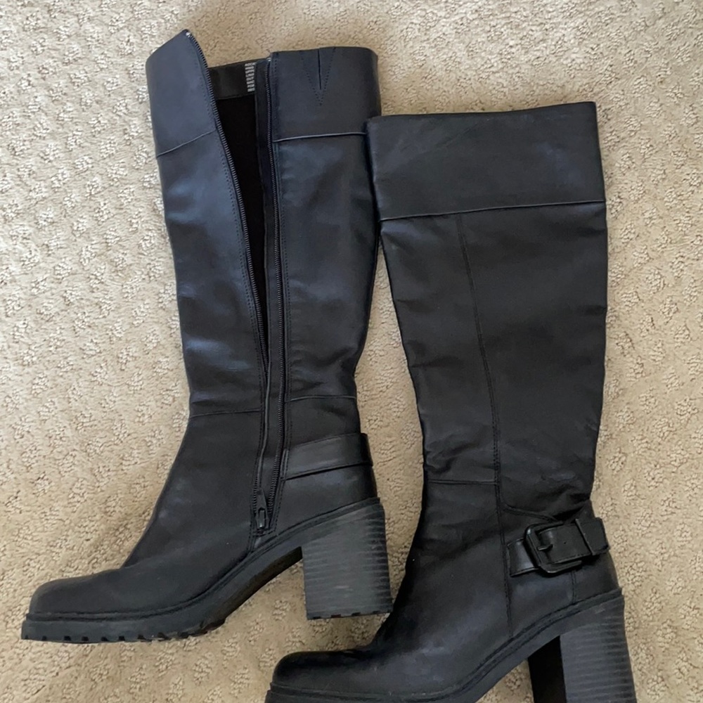 Brand new black heel boots size 8